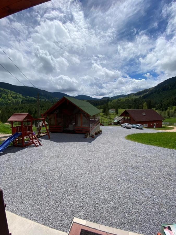 Pensiunea Maria Lacul Roşu Exterior foto